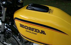 1977-Honda-CB400F-Yellow-5.jpg