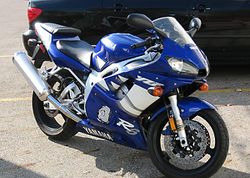 2000-Yamaha-YZF-R6-Blue-0.jpg