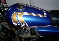 1974-Yamaha-RD200-Blue-6820-3.jpg
