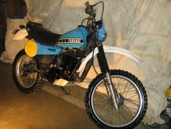 1980-Yamaha-IT425-Blue-3510-2.jpg