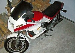 1983-Yamaha-XZ-550-Vision-Red-5891-0.jpg