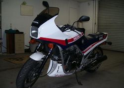 1984-Honda-VF1000F-White-3704-1.jpg