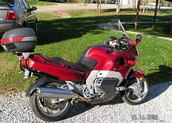 1993-Yamaha-GTS1000AE-Red14-0.jpg