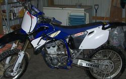 2004-Yamaha-YZ250F-Blue-2.jpg