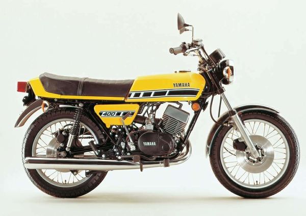 1976 - 1980 Yamaha RD 400