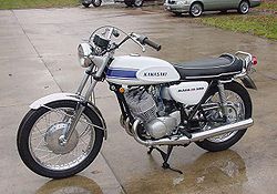 1969-Kawasaki-H1-White-7235-0.jpg