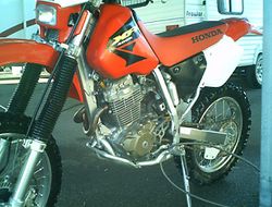 2003-Honda-XR400-Red-1.jpg
