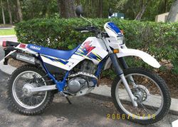 1997-Yamaha-XT225-WhiteBlue-3531-0.jpg