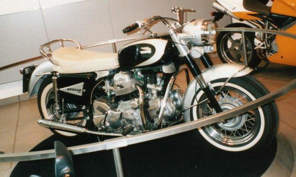 1965 Ducati 1200 V4 Apollo