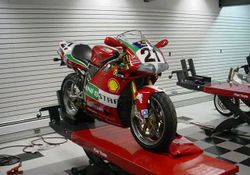 2002-Ducati-998s-Bayliss-Edition-Red-3816-0.jpg