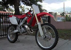 2004-Honda-CR125R-Red-1.jpg
