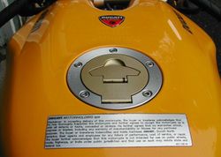 2001-Ducati-748R-Yellow-3121-5.jpg
