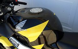 2001-Honda-CBR929RR-Yellow173-6.jpg
