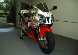 2004-Honda-RVT1000R-Red-5.jpg