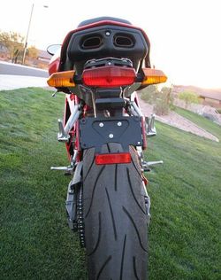 2005-Ducati-749-Red-5657-7.jpg