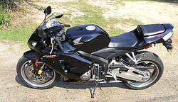2005-Honda-CBR600RR-Black-1.jpg