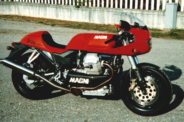 1998 - 2001 Magni Giappone 52