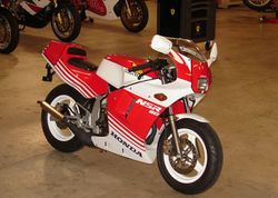 1987-Honda-NSR80-Japanese-Red-White-8116-0.jpg