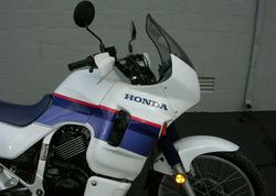 1989-Honda-Transalp-XL600V-White-5207-2.jpg