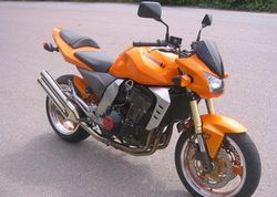 2003-Kawasaki-ZR1000-Orange-0.jpg