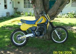 1982-Suzuki-RM465-Yellow-0.jpg