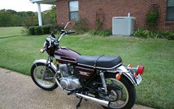 1974-Yamaha-TX750-Maroon-2116-4.jpg