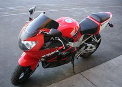 2000-Honda-CBR900RR-RedBlack-4.jpg