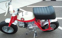 1968-Honda-Z50A-Red-8984-2.jpg