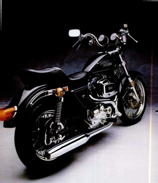 Harley-Davidson XLH1000 Sportster Hugger