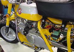 1969-Honda-Z50AK0-Yellow-2.jpg