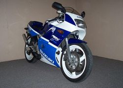 1989-Suzuki-RGV250R-Gamma-White-4252-3.jpg