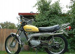1970-Suzuki-TC90-Yellow-2.jpg