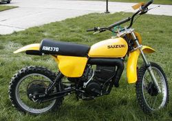 1976-Suzuki-RM370-Yellow-0.jpg