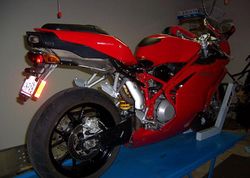 2005-Ducati-749-Red-7219-2.jpg