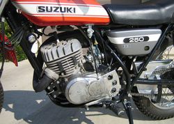 1971-Suzuki-TS250-Orange-2.jpg