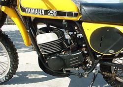 1974-Yamaha-MX250A-Yellow-1.jpg
