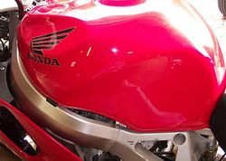 1996-Honda-CBR900RR-Red-5.jpg