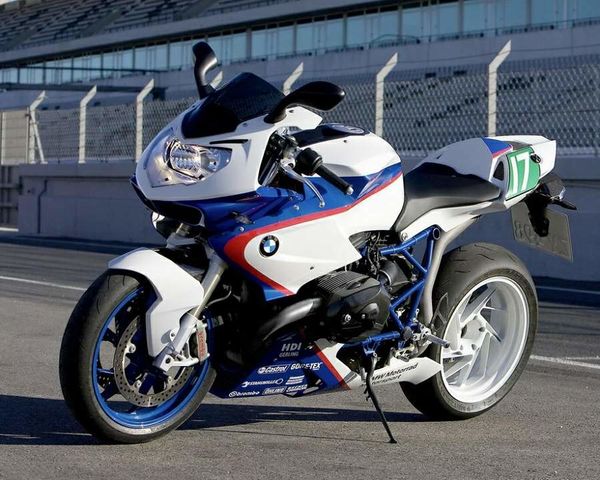 BMW HP2 Sport Motorsport Special Edition