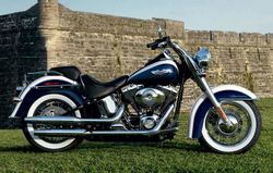 Harley-FLSFTNI-Softail-Deluxe-05--1.jpg