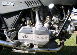 1975-Ducati-860GT-Black-7237-5.jpg