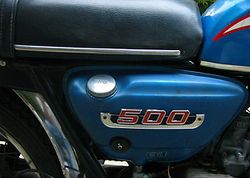 1973-Suzuki-T500-Blue-9.jpg