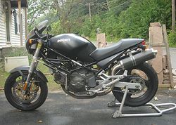 1999-Ducati-Monster-750-Black-5255-0.jpg