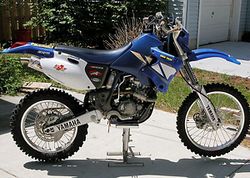 2001-Yamaha-WR250F-Blue-3.jpg
