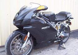 2004-Ducati-749-Dark-Biposto-Black-4625-3.jpg