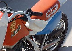 1990-Honda-XR100-2.jpg