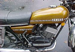 1974-Yamaha-RD250-Gold-214-1.jpg