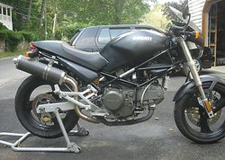 1999-Ducati-Monster-750-Black-5255-1.jpg