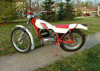 1974-Yamaha-TY250-WhiteRed-7720-2.jpg