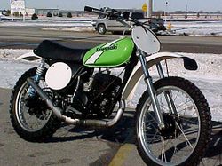 1974-Kawasaki-KX250-Green-6401-0.jpg