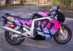 1992-Suzuki-GSX-R750-Black-Pink-2709-0.jpg